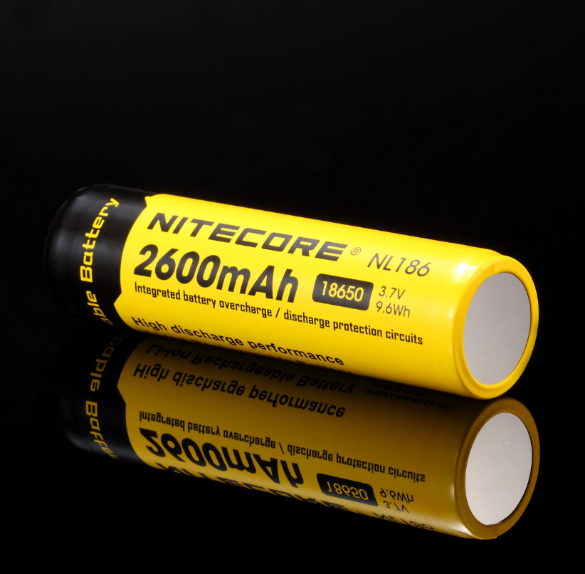 Batterie Nitecore NL1826 18650 2600mAh Li-ion protégée pour lampe tactique  de forte puissance